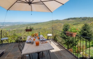 A beautiful view that you might see with a Italy Tour Guide.